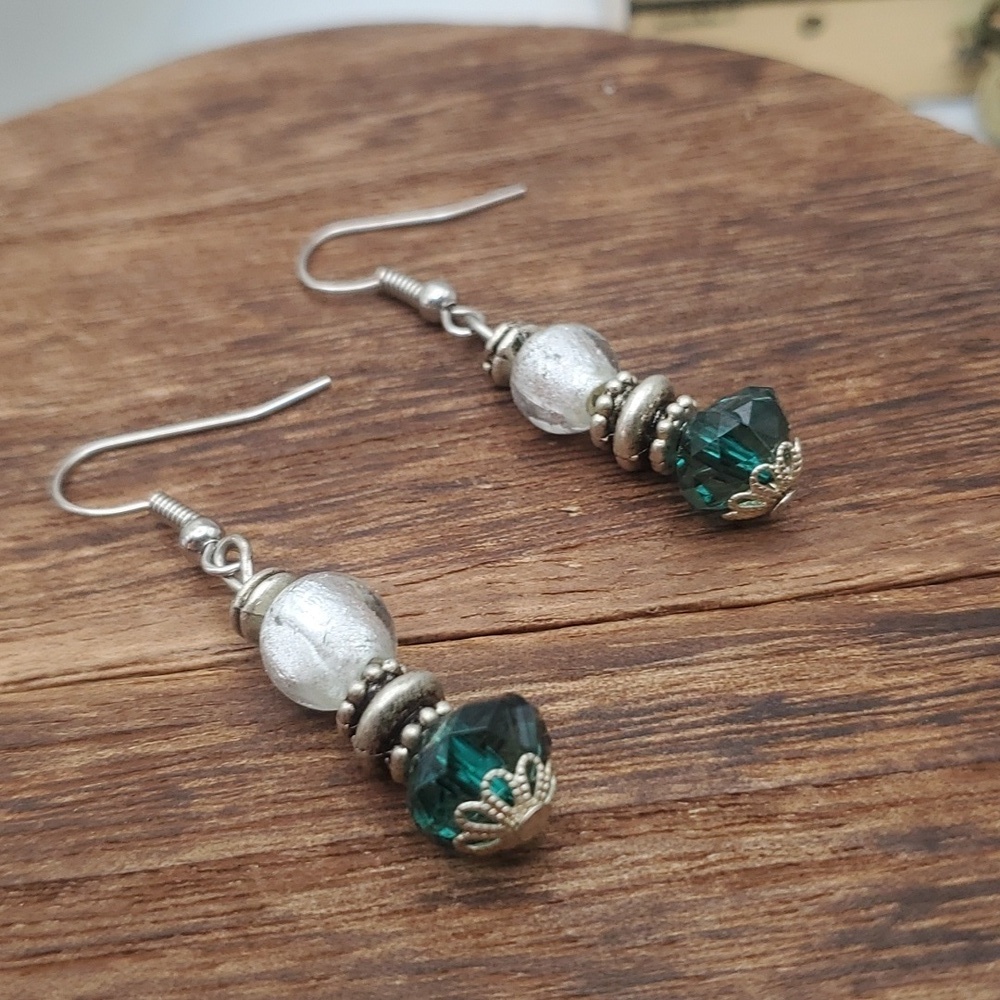 Emerald Victorian revival droplett‎ earrings E2118